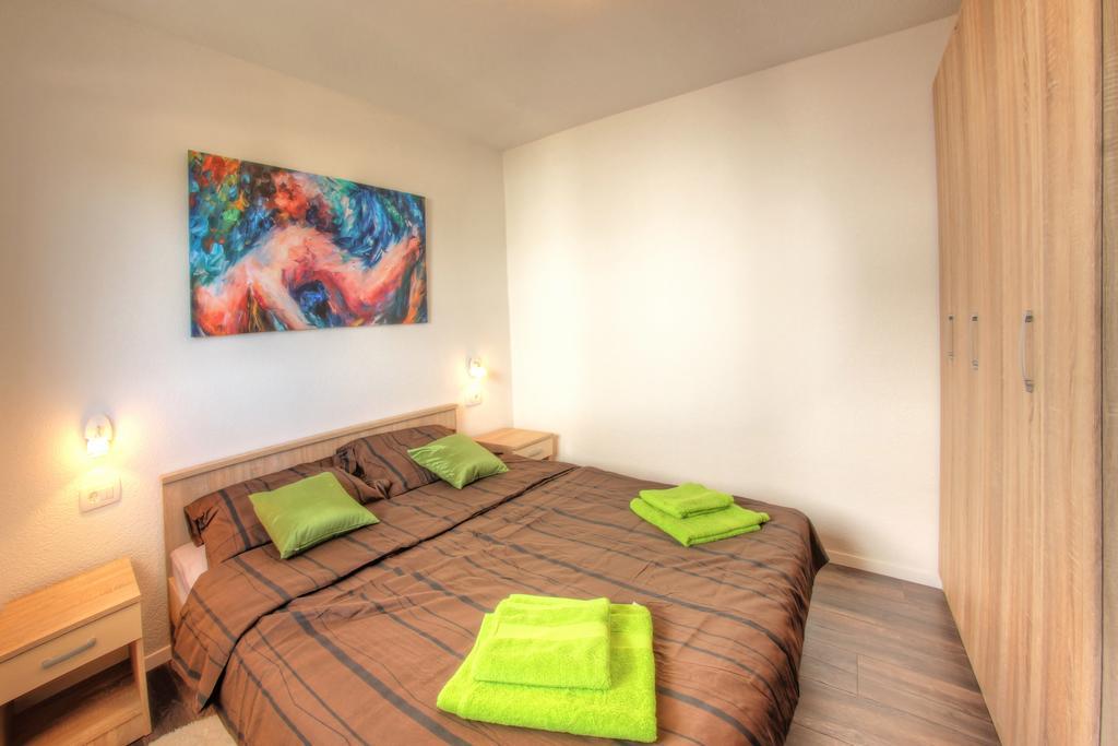 Apartments Nebuloza Ровинь Экстерьер фото
